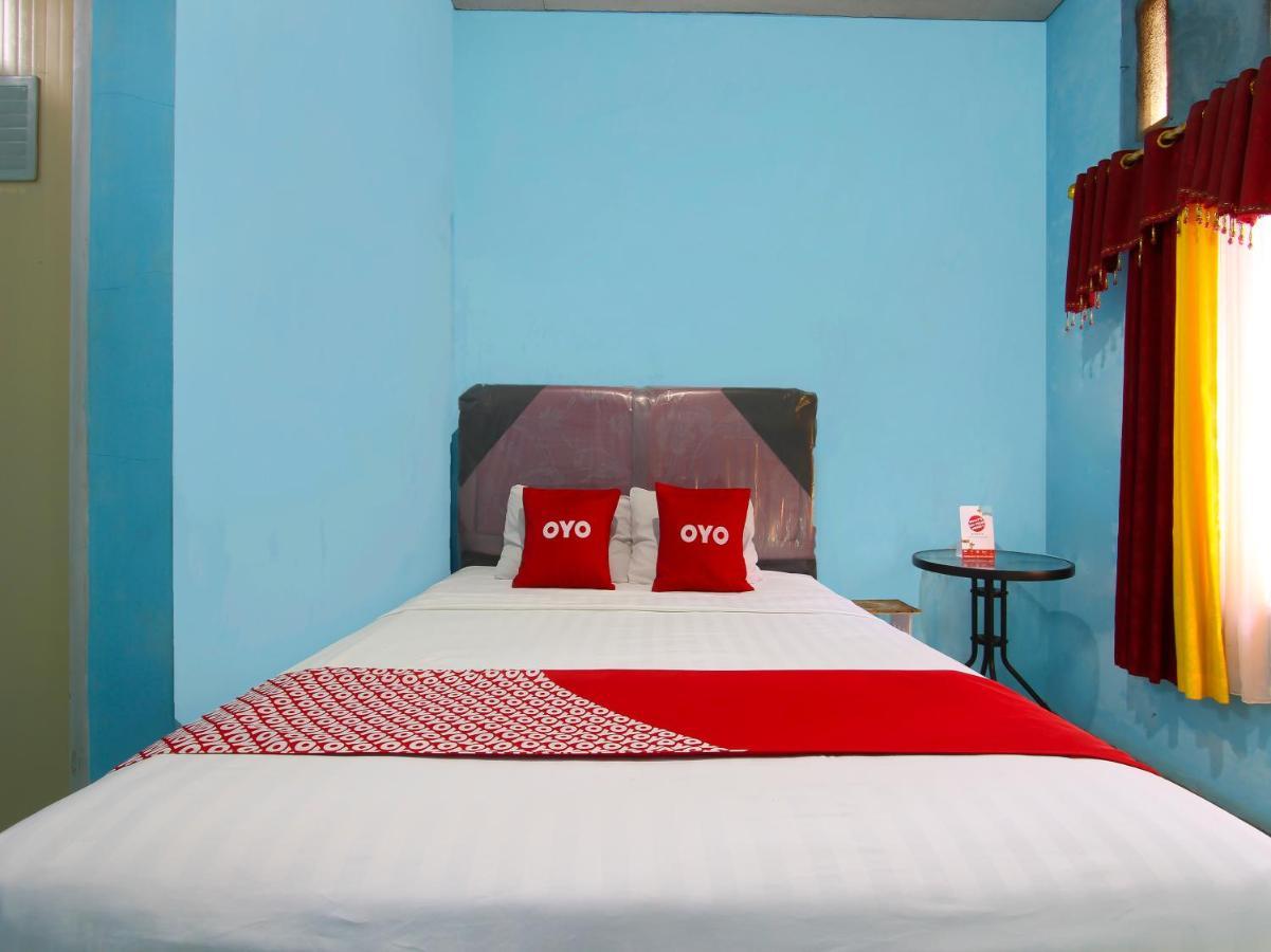 Oyo 91476 Srikaya Hotel 3 Pekalongan Extérieur photo