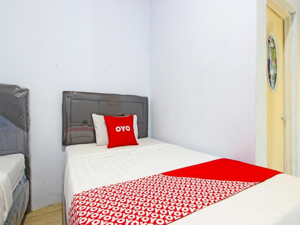 Oyo 91476 Srikaya Hotel 3 Pekalongan Extérieur photo